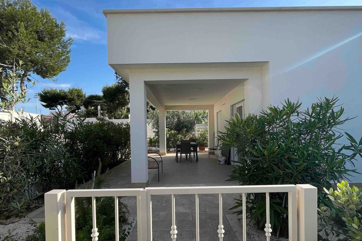 Filo D’Olio – Villa con giardino pugliese al mare gallery image 4