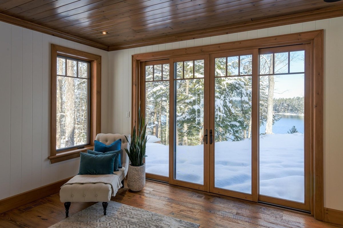 Lakeside Mansion + Boathouse on Joseph gallery image 3