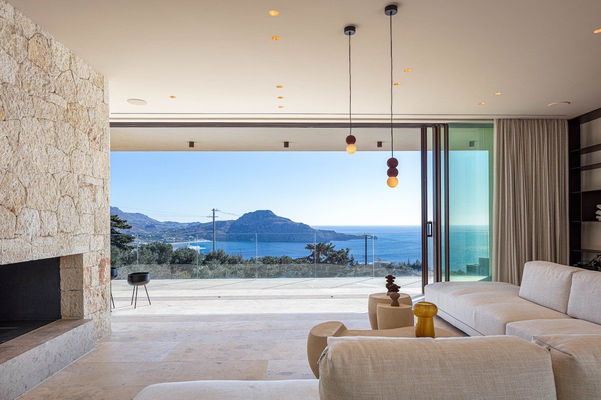 Jamyti Villa, 360° of Serene Splendor: by etouri gallery image 3