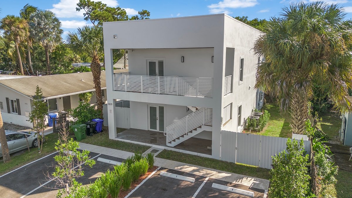 6BRCoastalDuplex: Patio•BBQ•FastWiFi•Welcome Kit gallery image 2