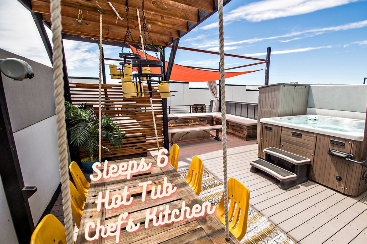 Modern 3-Story Sanctuary w/ Private roof Oasis