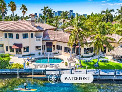 Majestic Waterfront Villa | Heated Pool |Royal Key