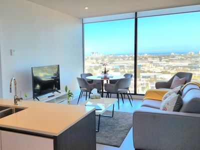 Classic 2 Bedroom – Capture the Best Views