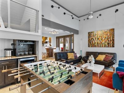 Uptown Luxury! SoothingSpa! Large Groups Welcome!