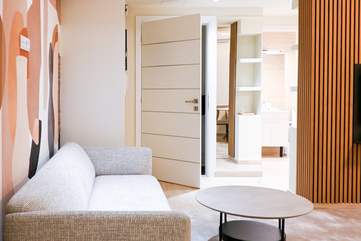 Refined Kolonaki Stay with Private Patio gallery image 4