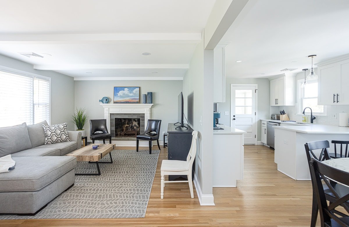 Relaxing Home Close To Beach gallery image 2