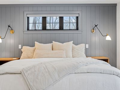 Family Luxury Lakefront Sunsets • Beach • Golf