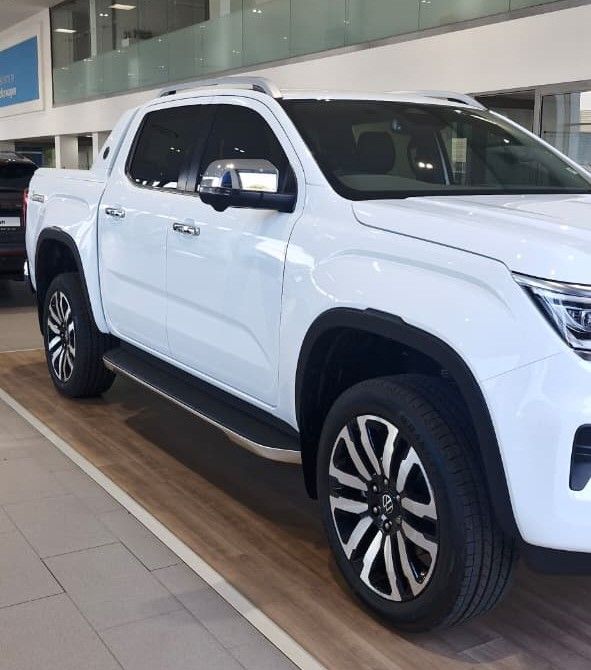 VOLKSWAGEN AMAROK 3.0TDI V6 184KW 4MOT AVENTURA A T D C P U for Sale in South Africa