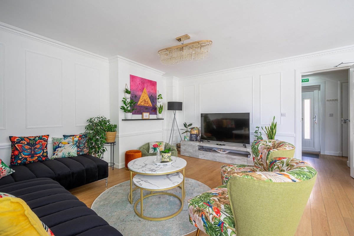 City Centre house – Arthur’s Seat View, Parking gallery image 2