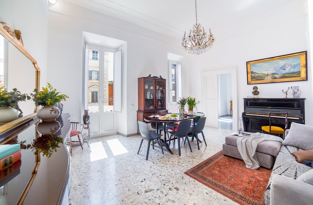 -DOMUSAUREA295 AT THE COLOSSEUM- gallery image 2