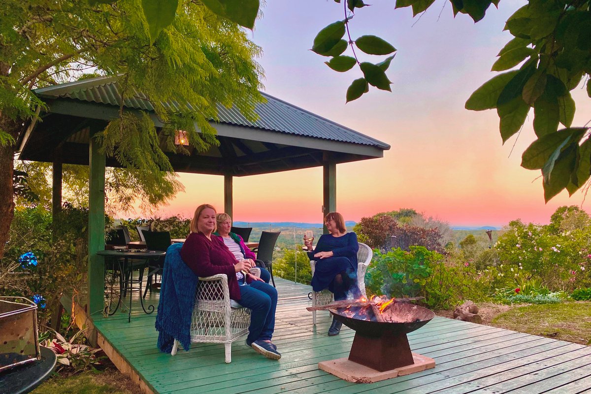 French Cottage & Loft … Escape to the Country