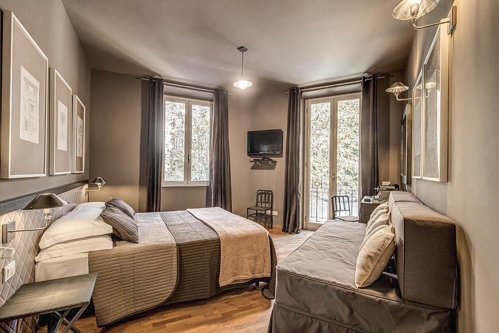 Luxury rooms down town gallery image 3