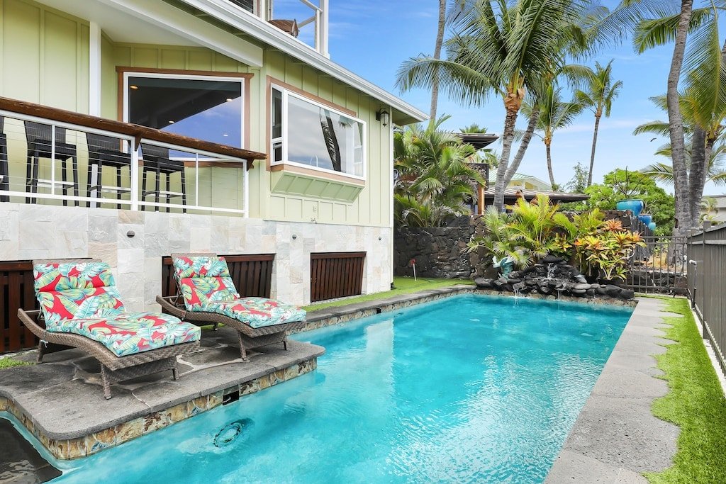 Oceanfront Sunset Beach House with private pool gallery image 3