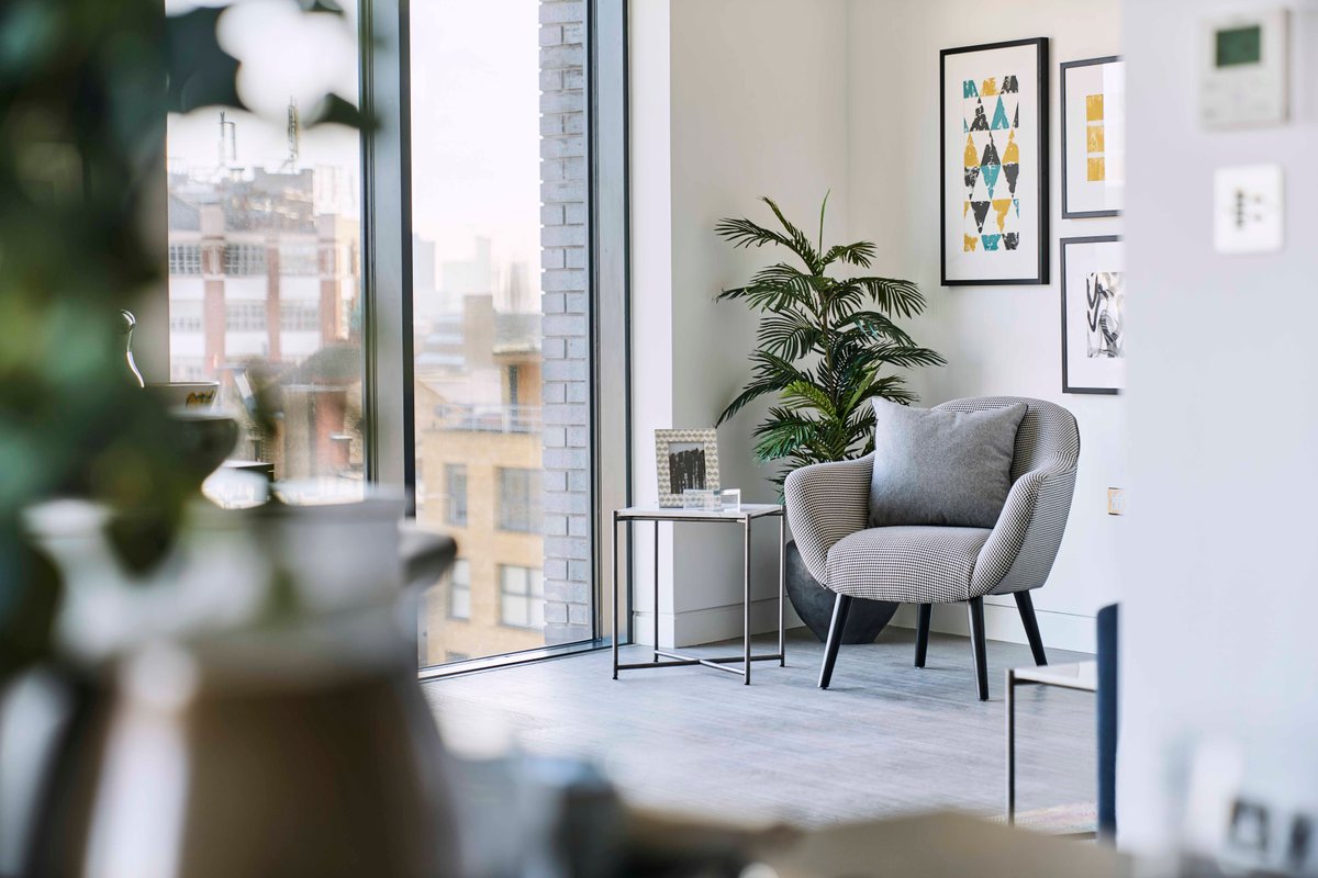 3 bedroom Air-conditioned Shoreditch Apartment