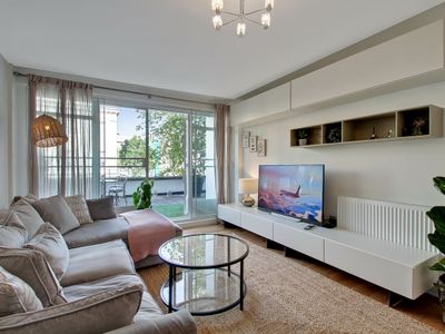 Fantastic Central Chelsea 3 Bed with Roof Terrace