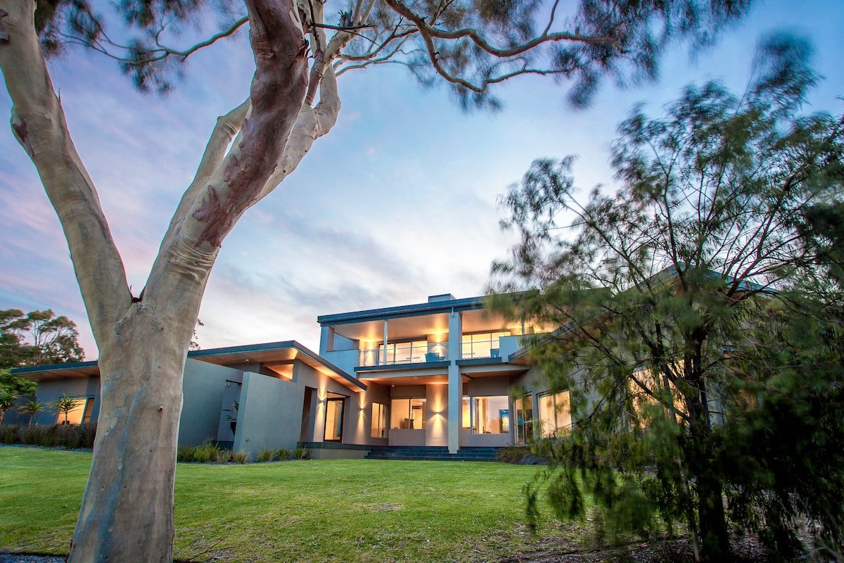 Talo House I Private Properties gallery image 2