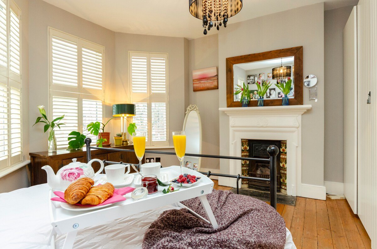 Wow space | 5 bed | mins to tube + FREE breakfast| gallery image 5