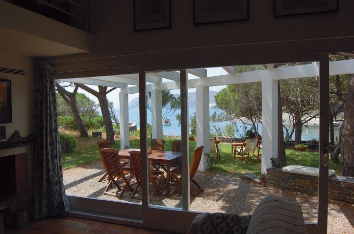 House for 8 people on the beachfront gallery image 4