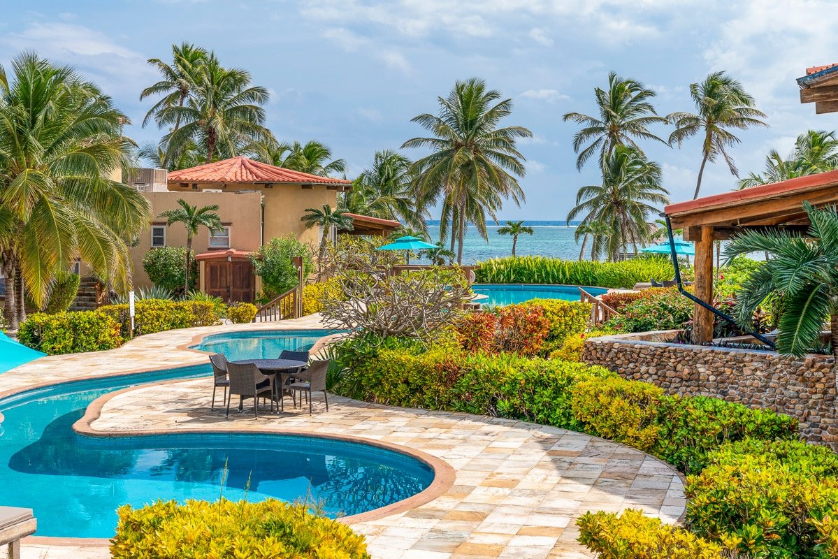 Luxury Private Beachfront: Tennis/ Pickleball/Pool gallery image 2