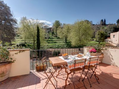 SAN NICCOLO’ 99 – A BIG APARTMENT WITH A VIEW