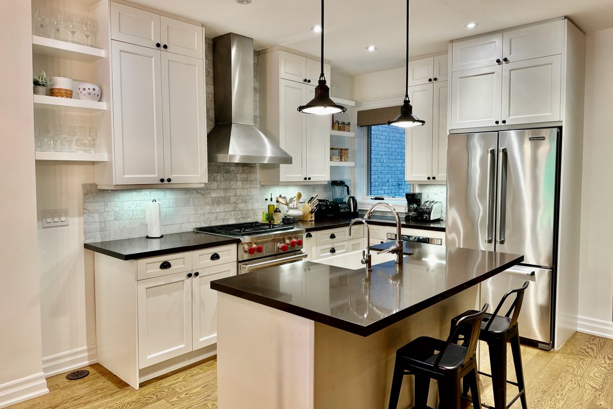 Office | Chef Kitchen | 2 Fireplaces | 4 floors