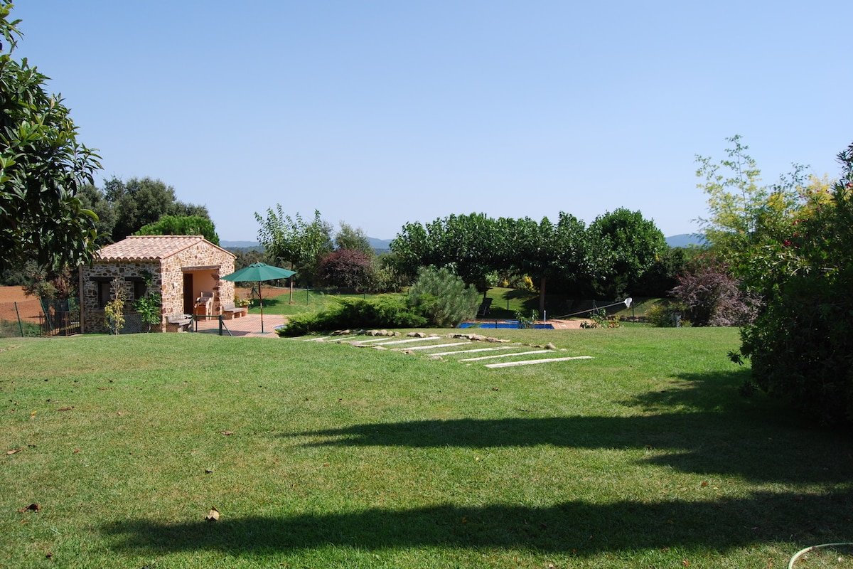 Magnificent Catalan mas in idylic countryside gallery image 4