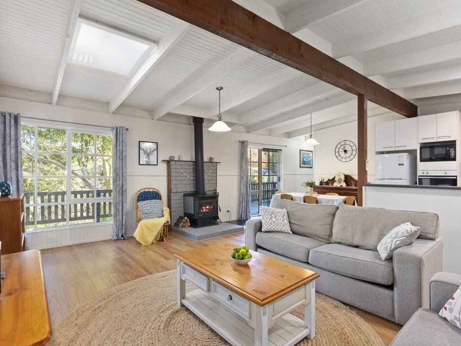 Alpine Views in Warburton gallery image 3