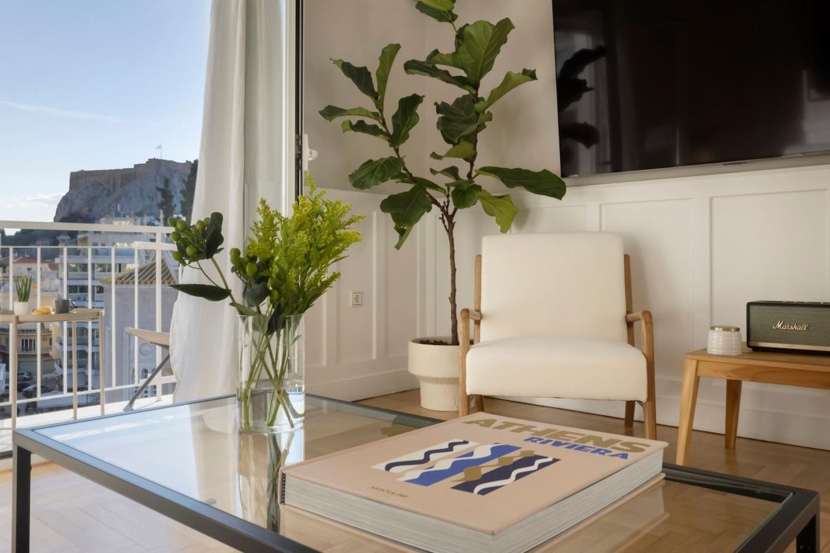 Meliti Apartment in Plaka gallery image 4