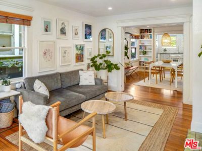 Venice Retreat, Steps to Sand, Patio, Parking