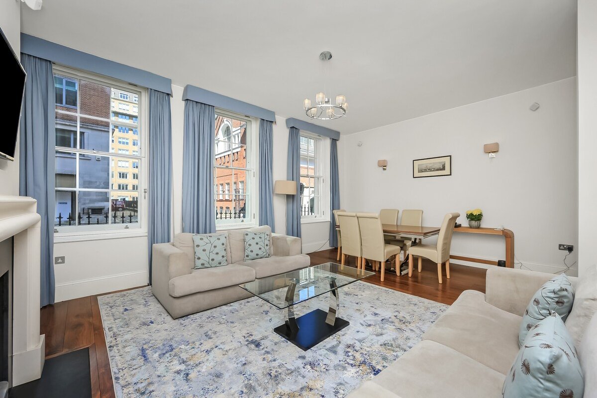 Large family apartment with terrace gallery image 5