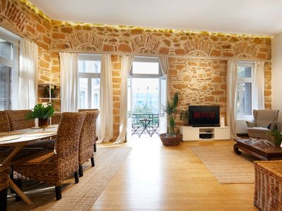 Chloe Boutique Apartments Plaka