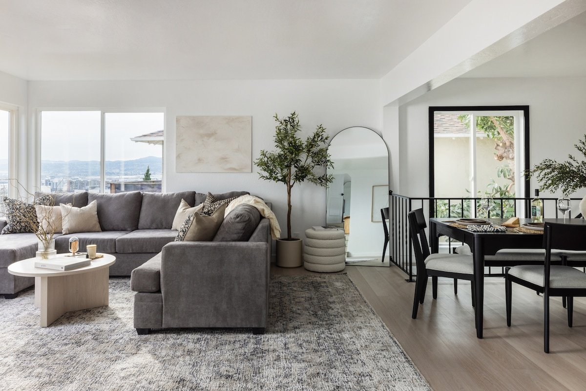 Peak View Luxury Getaway gallery image 2