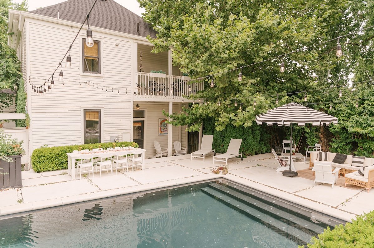 Historic Gem: 4 BR with POOL, walk to all hotspots gallery image 3