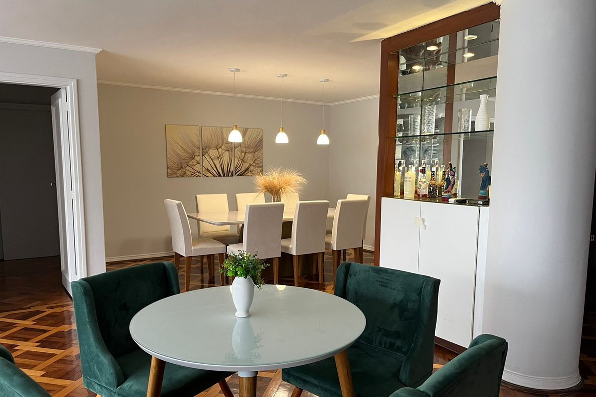 Luxuoso Apartamento – Quadra da Praia de Ipanema