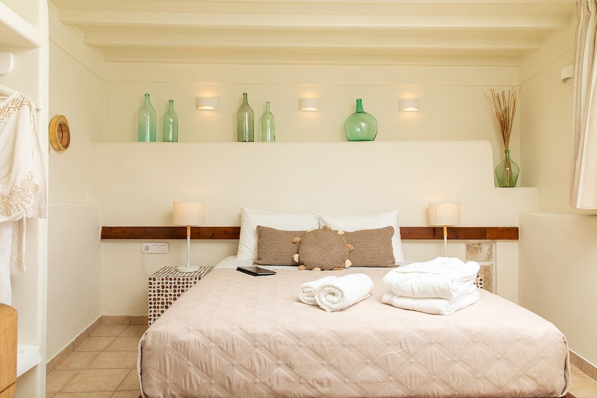 Dream House in the Venetian Castle gallery image 4