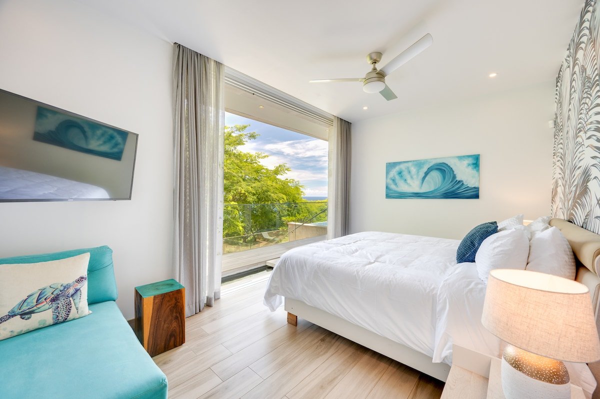 Luxury Villa: Hot Tub: Ocean Views: Fully Staffed gallery image 5