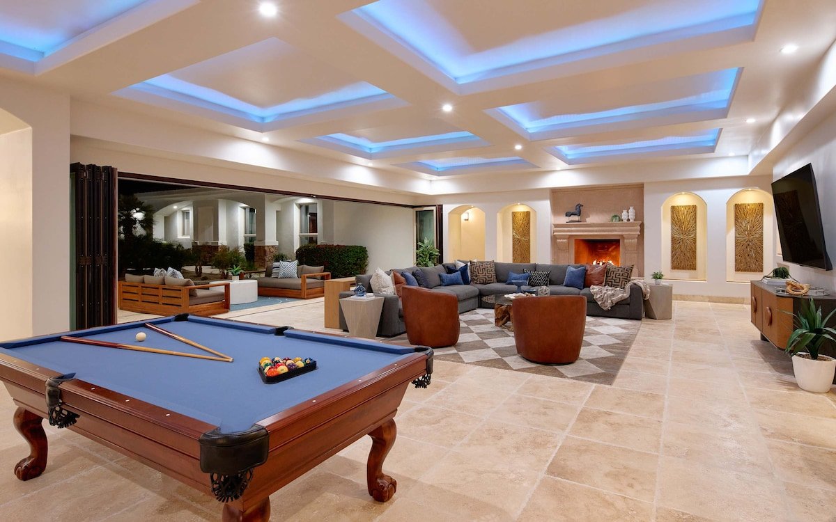 Entertainers Paradise! $6M Estate with Lagoon Pool gallery image 4