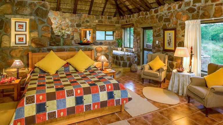 Iketla Lodge Standard King