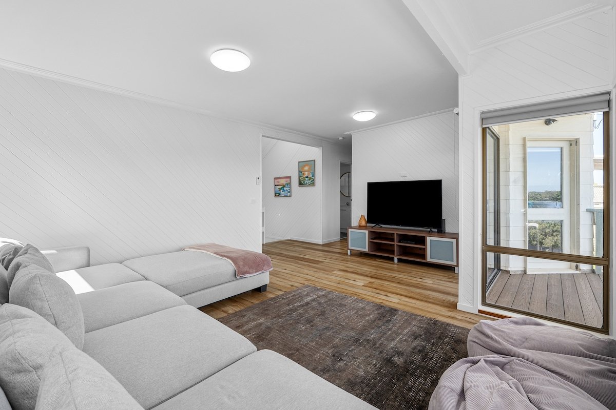 Beautiful Beauna Vista Views gallery image 3