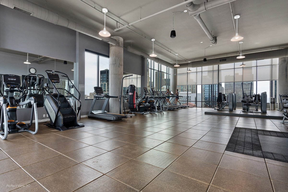 2BR Retreat in Downtown + City Skyline Views gallery image 5