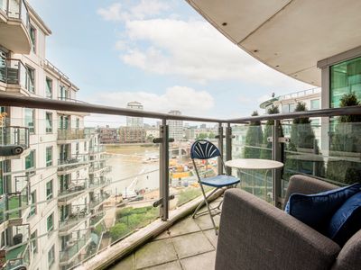 Amazing Thames River View Apartment