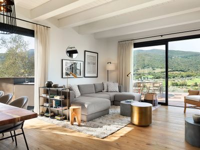 Luxe Villa With Hot Tub Terrace (2A)