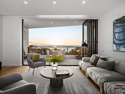 Melbourne Brighton Beach Side Bathing Boxes Stays