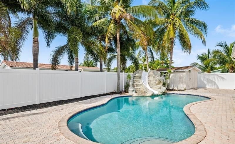 Luxe Villa: Salt Pool | BBQ | Hot Tub | Amenities! gallery image 5