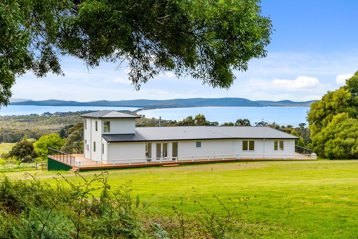 Dreamscapes on Bruny Island gallery image 3