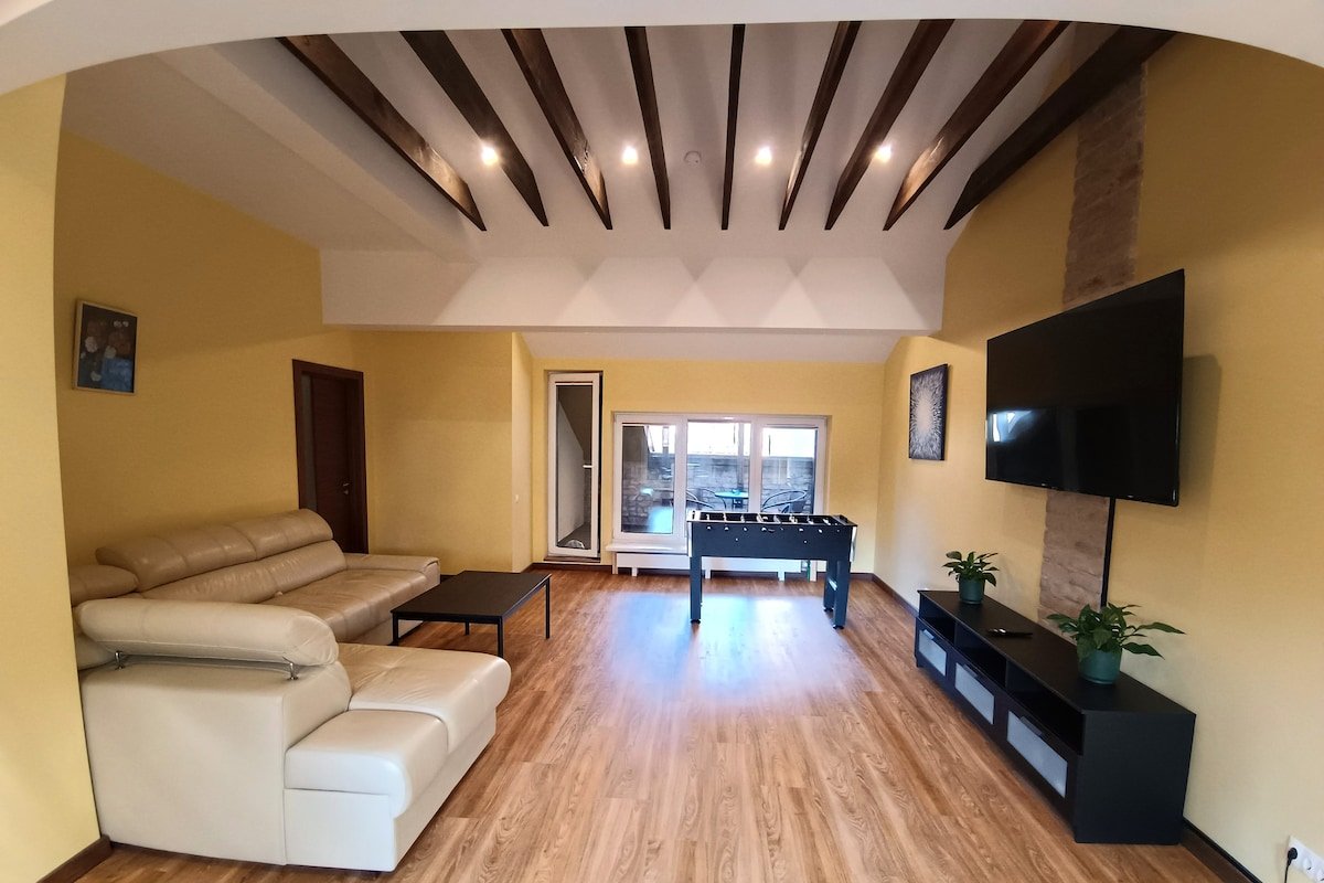 Ernests’ unique townhouse with sauna and hot tub gallery image 3