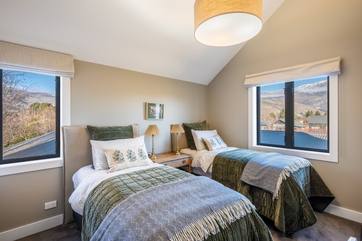 Speargrass Lodge by Sothebys Luxury Rental Homes gallery image 5