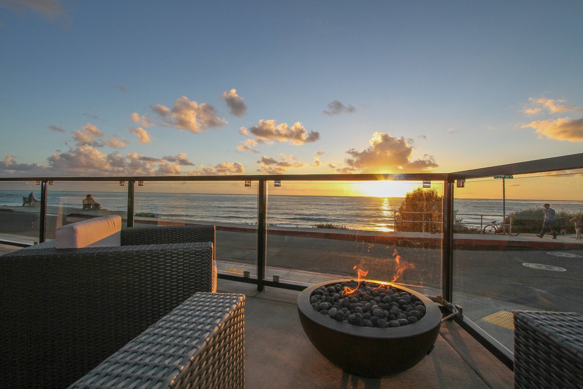 Oceanfront Ultra Luxury Condo