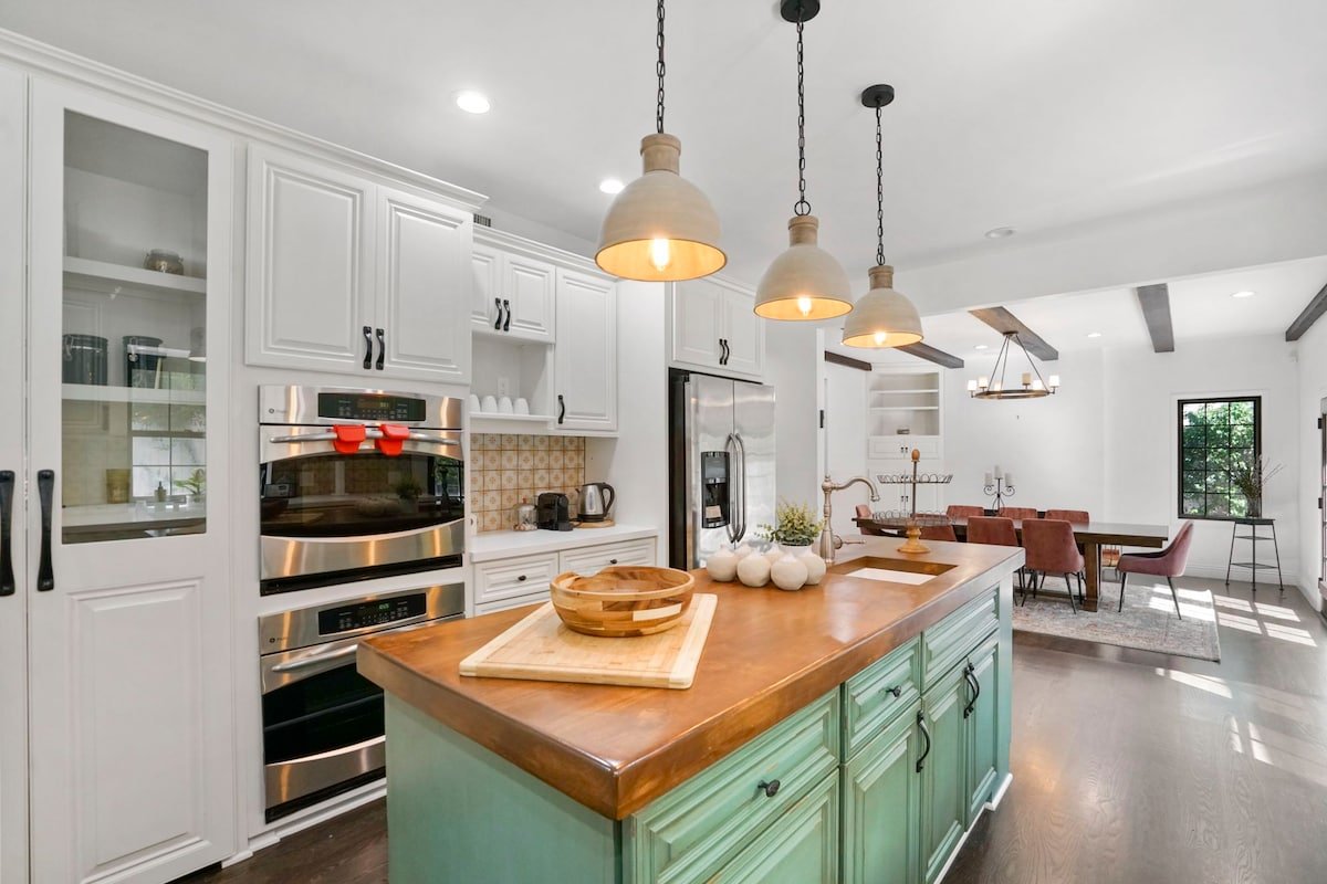 ৎ୭ Luxury Home In Peaceful Bel-Airৎ୭5beds•jacuzzi• gallery image 4