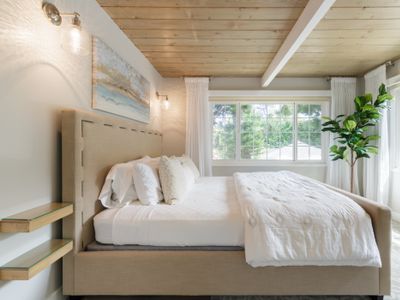 Seven Bedrooms in La Jolla Village